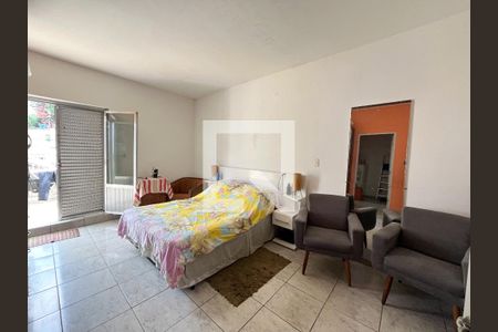 Suite de casa para alugar com 3 quartos, 200m² em Jardim Lourdes (zona Sul), São Paulo