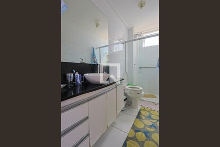 Banheiro da Suíte de apartamento à venda com 3 quartos, 81m² em Jardim America, Belo Horizonte