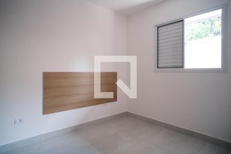 Quarto  de apartamento para alugar com 2 quartos, 39m² em Jardim Maringa, São Paulo