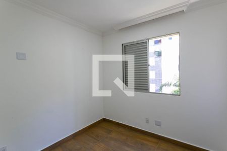 Quarto 2 de apartamento para alugar com 3 quartos, 186m² em Buritis, Belo Horizonte