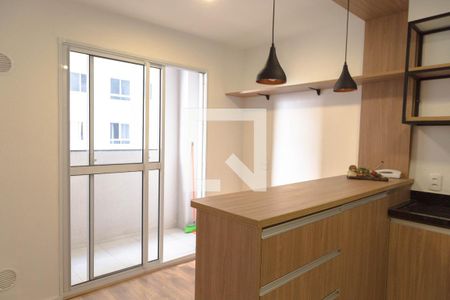 Sala/Cozinha de apartamento para alugar com 1 quarto, 28m² em Vila das Bandeiras, Guarulhos