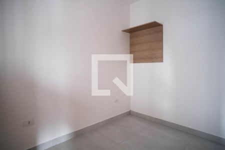 Quarto 2 de apartamento para alugar com 2 quartos, 39m² em Jardim Maringa, São Paulo