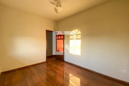 Sala de casa para alugar com 3 quartos, 360m² em Novo Horizonte, Betim