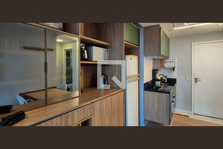 Cozinha de kitnet/studio para alugar com 1 quarto, 49m² em Recreio dos Bandeirantes, Rio de Janeiro