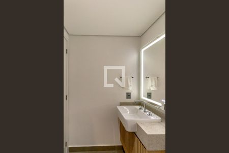 Banheiro de kitnet/studio para alugar com 1 quarto, 30m² em Itaim Bibi, São Paulo