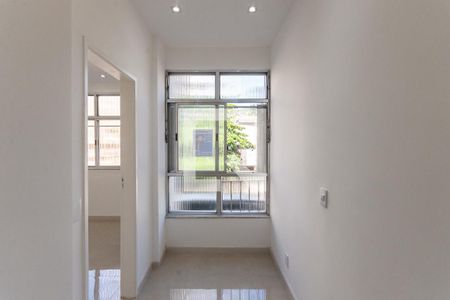 Sala de apartamento à venda com 2 quartos, 72m² em Tijuca, Rio de Janeiro