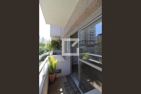 Varanda de apartamento para alugar com 2 quartos, 74m² em Vila Olímpia, São Paulo