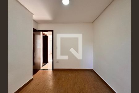 Suite de apartamento para alugar com 2 quartos, 94m² em Vila Camilopolis, Santo André