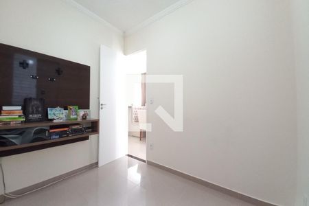 Quarto 1  de apartamento à venda com 3 quartos, 54m² em Vila Marieta, Campinas