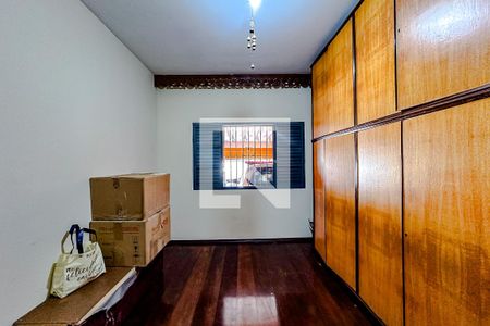 Quarto 1 de casa para alugar com 2 quartos, 80m² em Jardim da Gloria, São Paulo