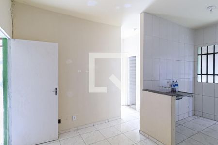 Sala de casa à venda com 2 quartos, 280m² em Jaqueline, Belo Horizonte