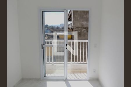 Sala/Cozinha - Varanda de apartamento para alugar com 2 quartos, 37m² em Vila Nina, São Paulo