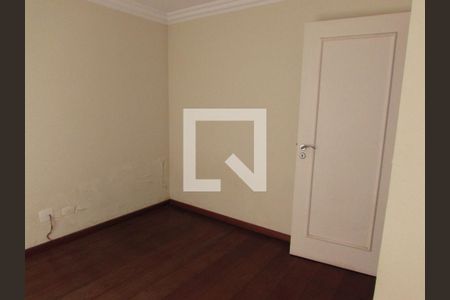 Sala de TV de casa à venda com 4 quartos, 350m² em Jardim Leonor, São Paulo