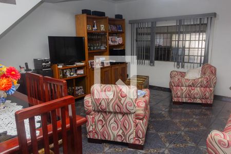 Sala de casa à venda com 4 quartos, 150m² em Jardim Cotinha, São Paulo