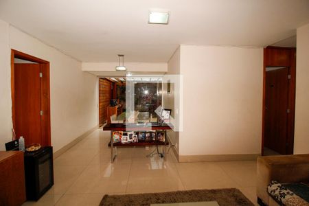 Sala de apartamento à venda com 4 quartos, 235m² em Buritis, Belo Horizonte