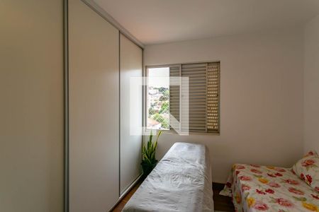 Quarto de apartamento à venda com 3 quartos, 100m² em Serra, Belo Horizonte