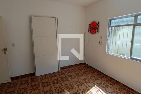 Quarto de casa para alugar com 2 quartos, 80m² em Vila Meriti, Duque de Caxias