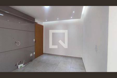 Sala de apartamento para alugar com 2 quartos, 48m² em Chácara Cotia, Contagem