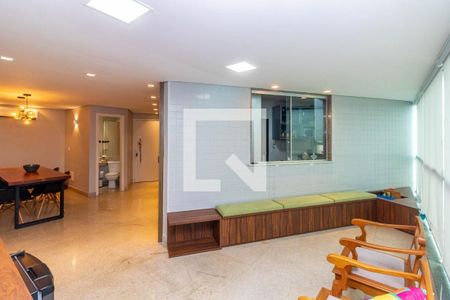 Sala de apartamento para alugar com 3 quartos, 110m² em Liberdade, Belo Horizonte