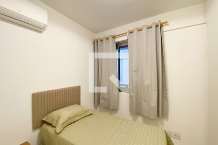 Quarto 1 de apartamento para alugar com 2 quartos, 116m² em Leblon, Rio de Janeiro