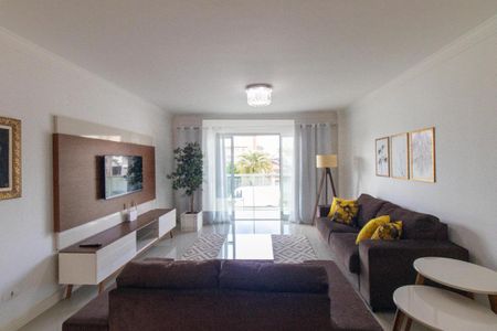 Sala de casa para alugar com 3 quartos, 200m² em Novo Mundo, Curitiba