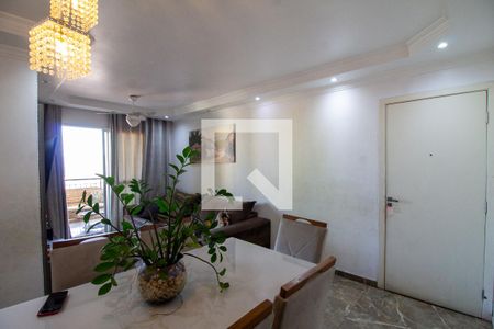 Sala de apartamento para alugar com 3 quartos, 77m² em Picanço, Guarulhos