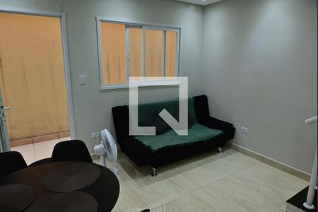Sala de casa de condomínio para alugar com 2 quartos, 62m² em Ocian, Praia Grande