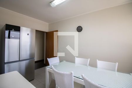 Apartamento à venda com 168m², 4 quartos e 2 vagas Apartamento à venda com 168m², 4 quartos e 2 vagasCopa