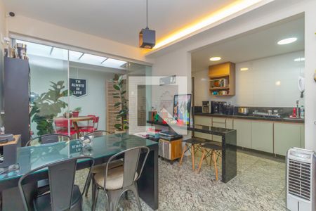 Sala de apartamento à venda com 2 quartos, 88m² em Serra, Belo Horizonte