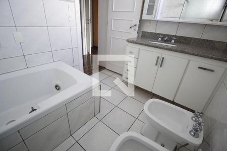 Banheiro da Suíte 1 de apartamento à venda com 5 quartos, 254m² em Vila Andrade, São Paulo