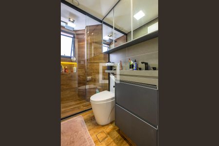 Suíte - Banheiro de apartamento à venda com 3 quartos, 75m² em Pinheiros, São Paulo