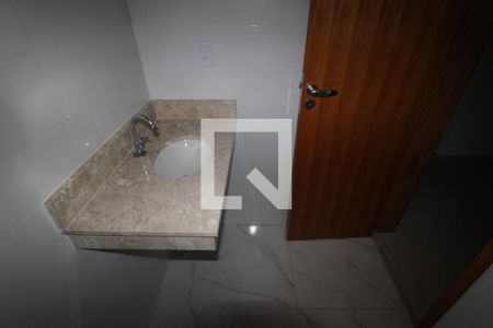 Banheiro de apartamento à venda com 1 quarto, 30m² em Vila Nivi, São Paulo