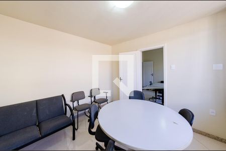 Quarto 1 de casa para alugar com 3 quartos, 300m² em Carlos Prates, Belo Horizonte