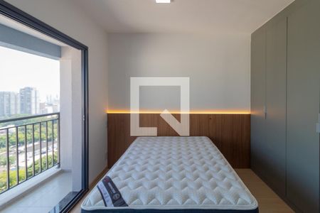 Sala/quarto de apartamento à venda com 1 quarto, 27m² em Santo Amaro, São Paulo