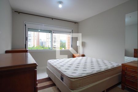 Suíte de apartamento à venda com 3 quartos, 114m² em Jardim do Salso, Porto Alegre