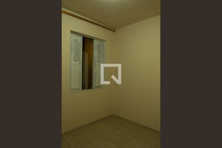 Sala/Quarto 1 de apartamento para alugar com 4 quartos, 100m² em Centro, Mesquita