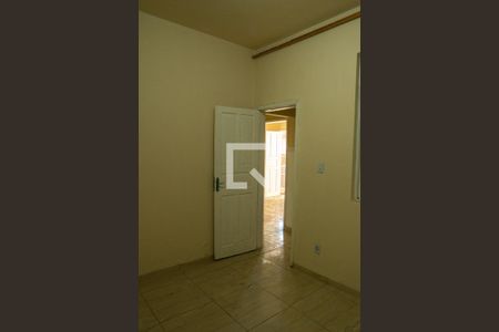 Sala/Quarto 1 de apartamento para alugar com 4 quartos, 100m² em Centro, Mesquita