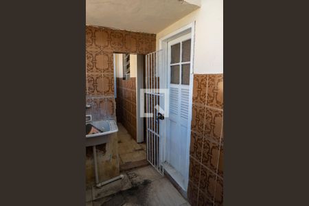 Area de Serviço de apartamento para alugar com 4 quartos, 100m² em Centro, Mesquita