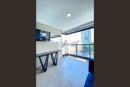 Varanda da Sala/Quarto de kitnet/studio à venda com 1 quarto, 33m² em Vila Mariana, São Paulo