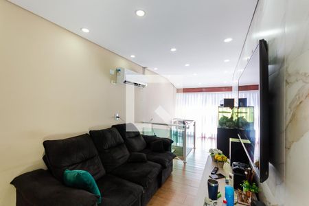 Sala de TV de apartamento à venda com 2 quartos, 110m² em Utinga, Santo André