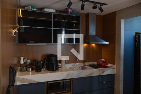 Cozinha de apartamento à venda com 1 quarto, 89m² em Vila Suzana, São Paulo