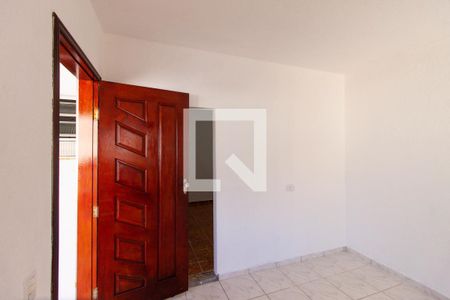 Sala de casa para alugar com 2 quartos, 125m² em Jardim Mimar, São Paulo