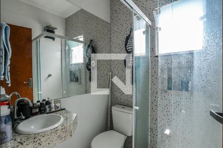 Banheiro de apartamento à venda com 2 quartos, 74m² em Parque Erasmo Assunção, Santo André