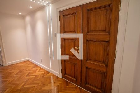 Hall de entrada de apartamento à venda com 5 quartos, 320m² em Flamengo, Rio de Janeiro