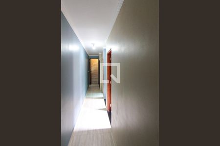Corredor de casa para alugar com 3 quartos, 180m² em Vila Olinda, São Paulo