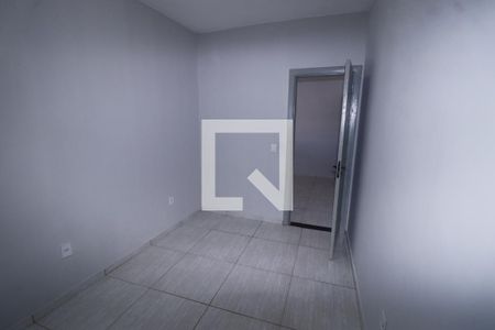 Quarto de casa para alugar com 2 quartos, 50m² em Qr 502, Brasília