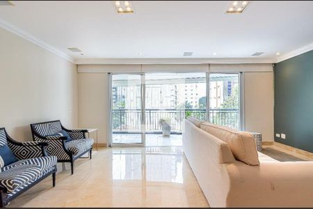 Apartamento à venda com 3 quartos, 145m² em Itaim Bibi, São Paulo