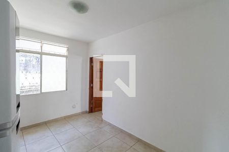 Sala  de casa à venda com 3 quartos, 273m² em Alípio de Melo, Belo Horizonte