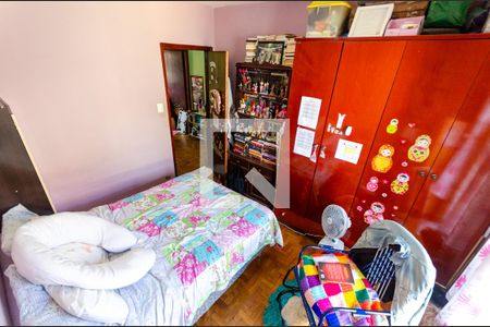 Quarto 1 de casa à venda com 4 quartos, 186m² em Vila Iório, São Paulo