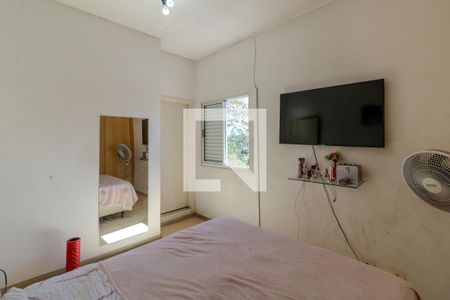 Quarto 1 de casa para alugar com 4 quartos, 800m² em Jardim Londrina, São Paulo